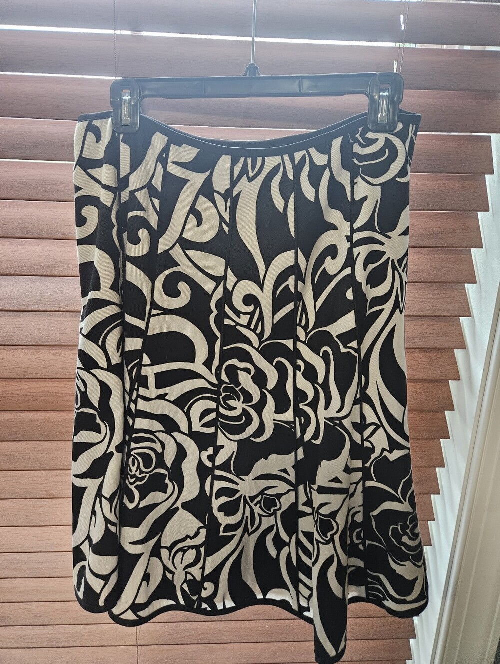 Ann Taylor Black and White Floral A-Line Skirt with Bold Print